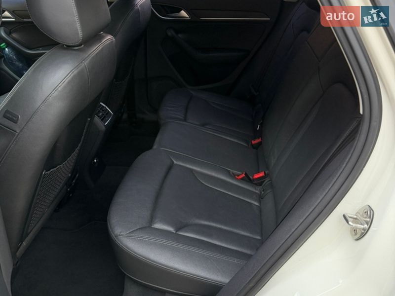 Позашляховик / Кросовер Audi Q3 2012 в Золочеві фото 36 Позашляховик / Кросовер Audi Q3 2012 в Золочеві