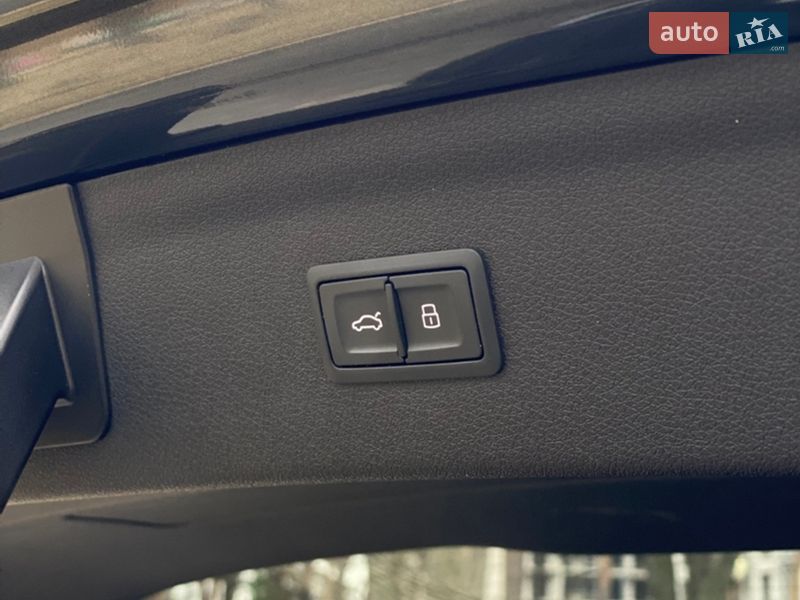 Внедорожник / Кроссовер Audi Q3 2017 в Харькове фото 18 Внедорожник / Кроссовер Audi Q3 2017 в Харькове