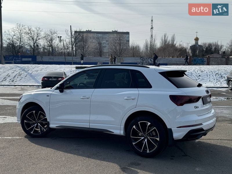 Внедорожник / Кроссовер Audi Q3 2020 в Кривом Роге фото 8 Внедорожник / Кроссовер Audi Q3 2020 в Кривом Роге
