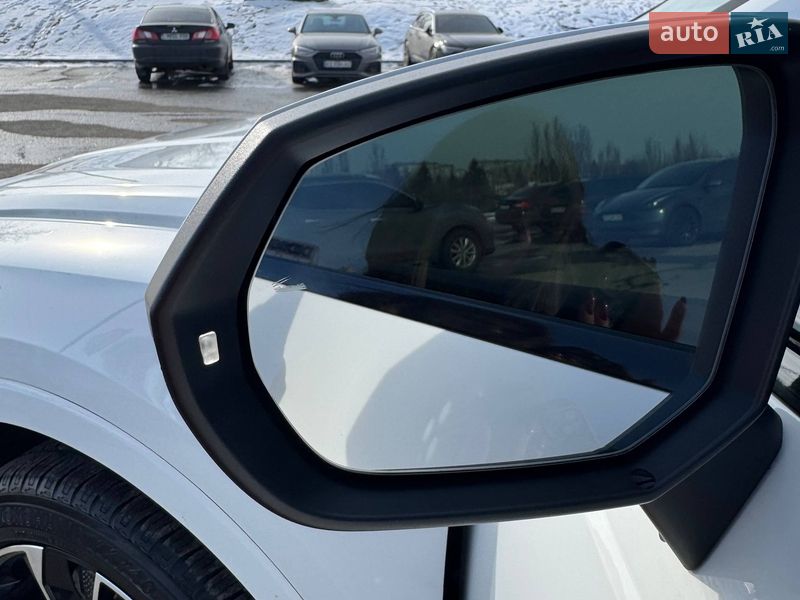 Внедорожник / Кроссовер Audi Q3 2020 в Кривом Роге фото 22 Внедорожник / Кроссовер Audi Q3 2020 в Кривом Роге