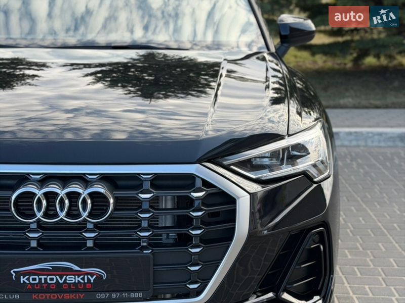 Позашляховик / Кросовер Audi Q3 2023 в Одесі