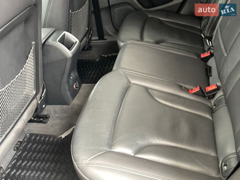 Внедорожник / Кроссовер Audi Q3 2016 в Тернополе фото 21 Внедорожник / Кроссовер Audi Q3 2016 в Тернополе