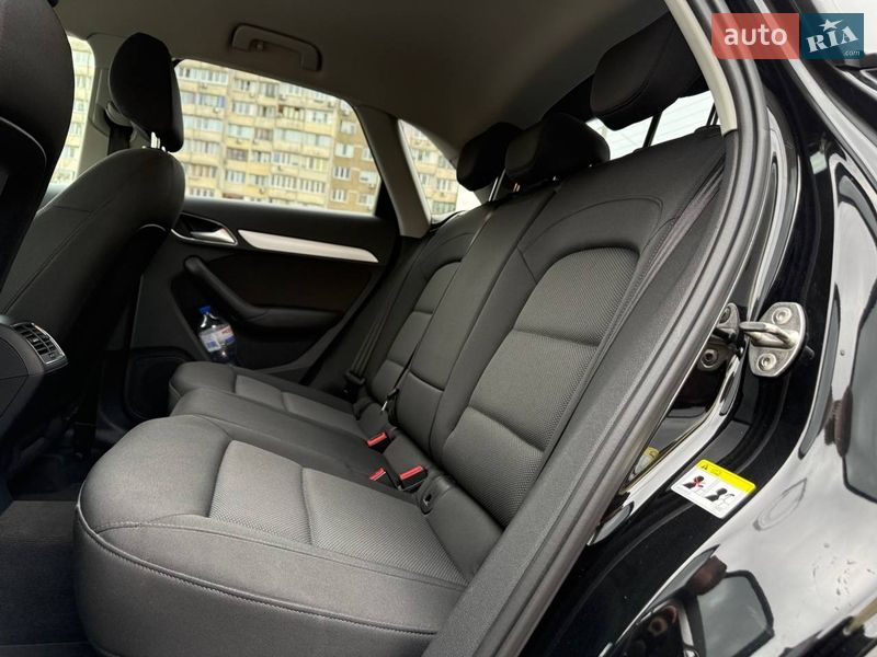 Позашляховик / Кросовер Audi Q3 2018 в Києві фото 10 Позашляховик / Кросовер Audi Q3 2018 в Києві