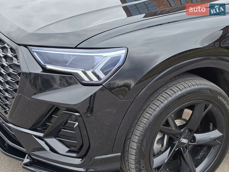 Позашляховик / Кросовер Audi Q3 2021 в Києві