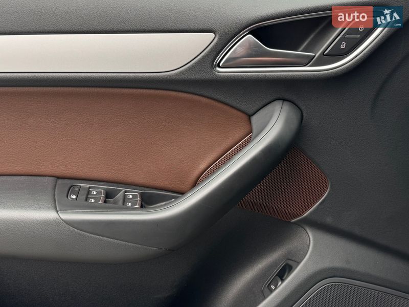 Внедорожник / Кроссовер Audi Q3 2017 в Киеве