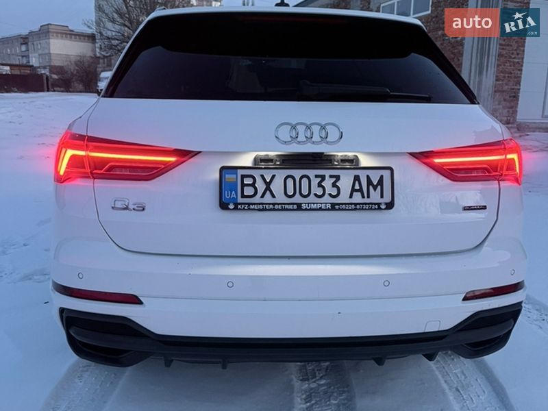 Внедорожник / Кроссовер Audi Q3 2022 в Каменец-Подольском