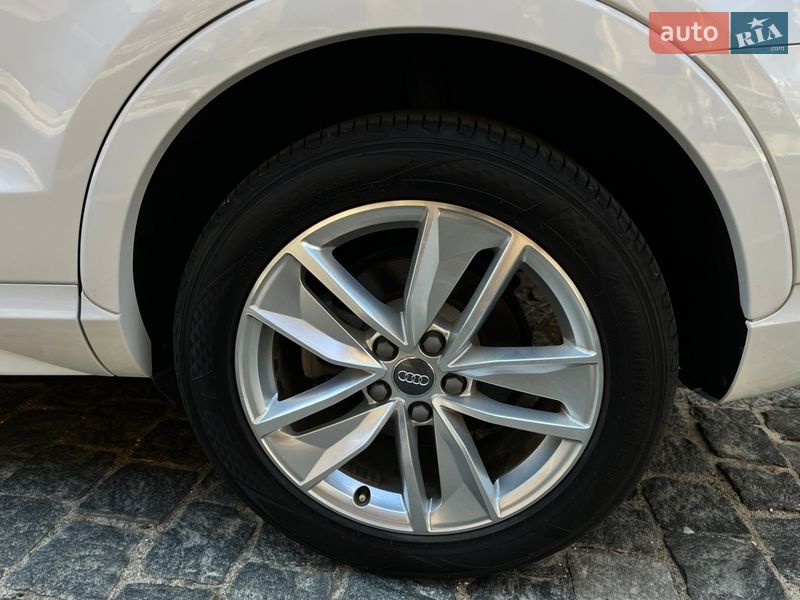 Позашляховик / Кросовер Audi Q3 2018 в Одесі