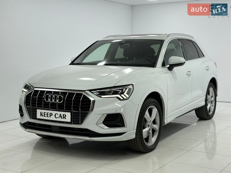 Позашляховик / Кросовер Audi Q3 2021 в Одесі