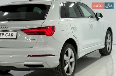 Позашляховик / Кросовер Audi Q3 2021 в Одесі