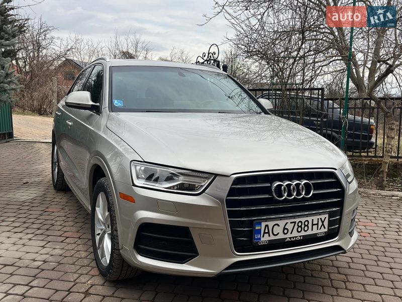 Внедорожник / Кроссовер Audi Q3 2016 в Черновцах