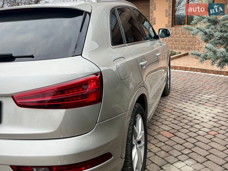 Внедорожник / Кроссовер Audi Q3 2016 в Черновцах