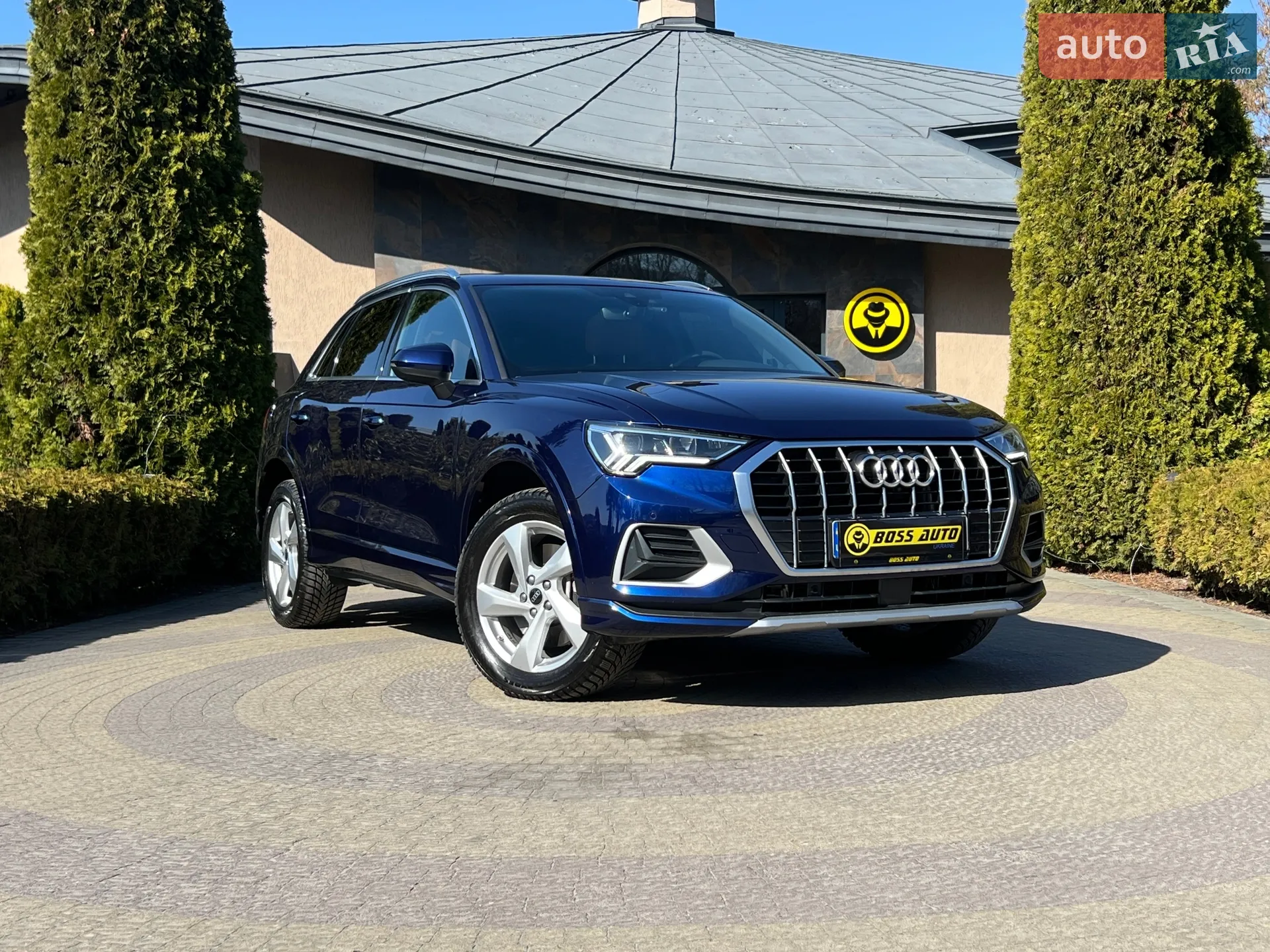 2020 Audi Q3 - фото 1