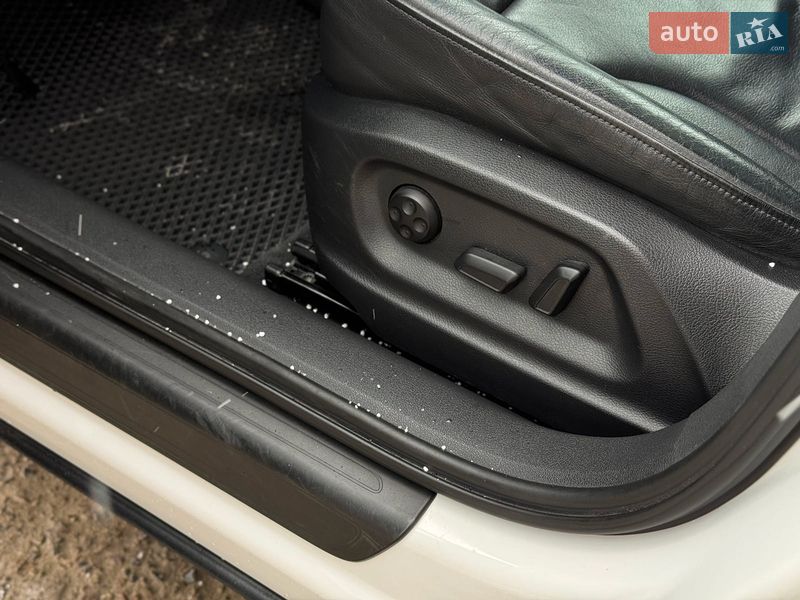 Позашляховик / Кросовер Audi Q3 2014 в Львові фото 23 Позашляховик / Кросовер Audi Q3 2014 в Львові