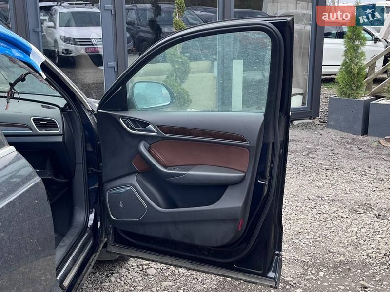 Позашляховик / Кросовер Audi Q3 2014 в Луцьку