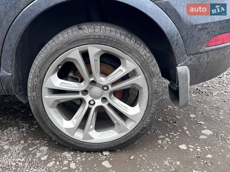 Позашляховик / Кросовер Audi Q3 2014 в Луцьку