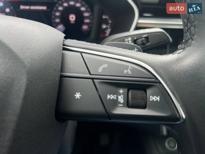 Позашляховик / Кросовер Audi Q3 2023 в Одесі