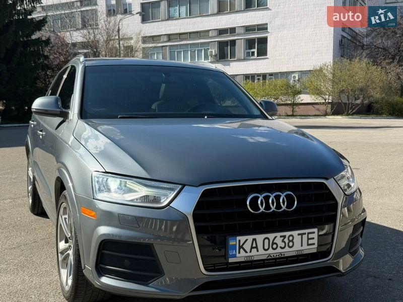 Позашляховик / Кросовер Audi Q3 2015 в Києві