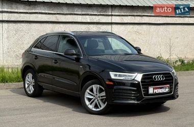 Внедорожник / Кроссовер Audi Q3 2017 в Киеве