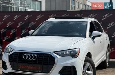 Внедорожник / Кроссовер Audi Q3 2019 в Сумах