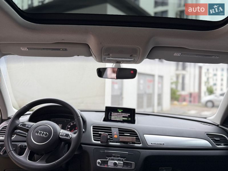 Позашляховик / Кросовер Audi Q3 2015 в Львові