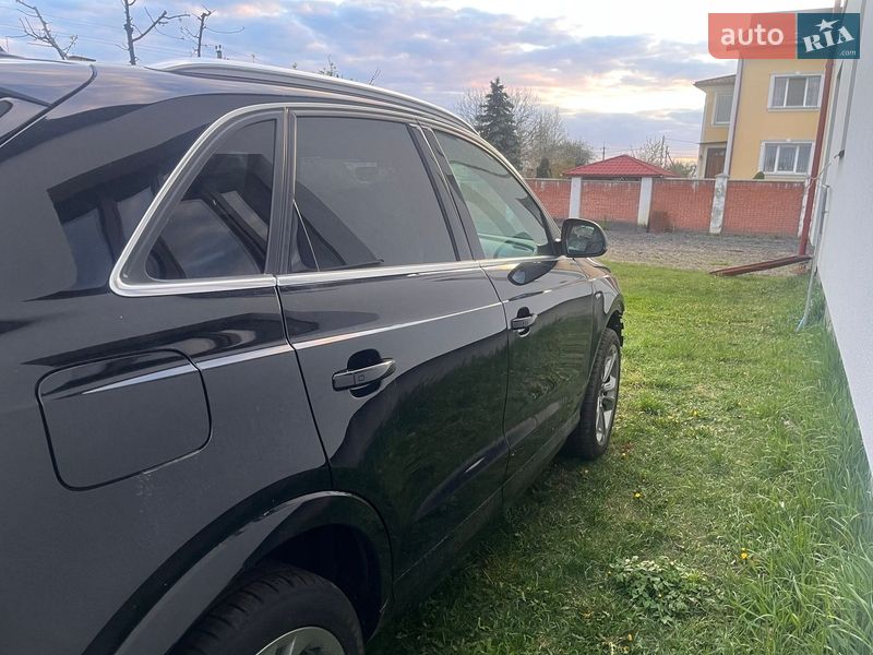 Позашляховик / Кросовер Audi Q3 2016 в Львові