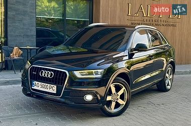Внедорожник / Кроссовер Audi Q3 2014 в Ужгороде