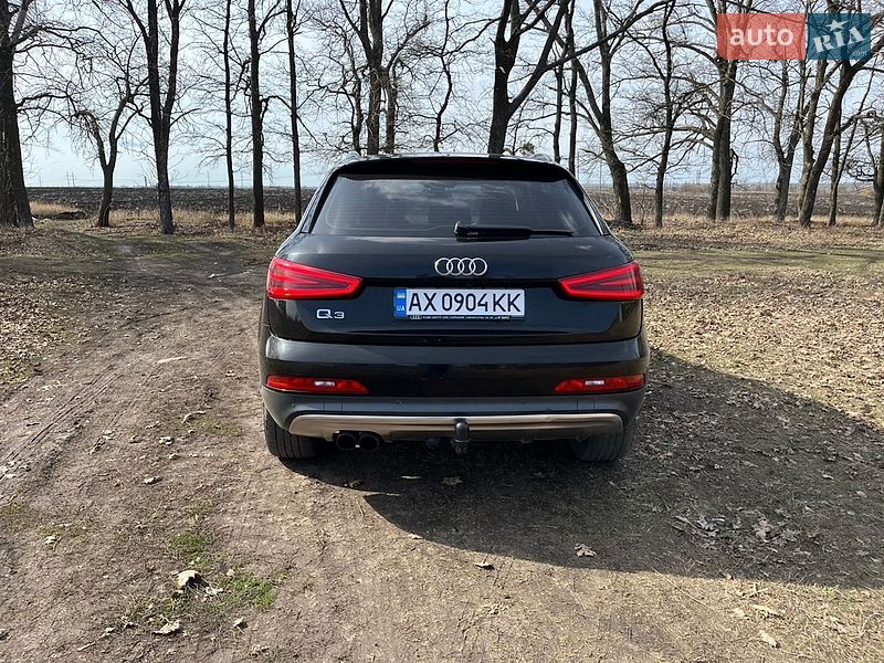 Внедорожник / Кроссовер Audi Q3 2012 в Харькове