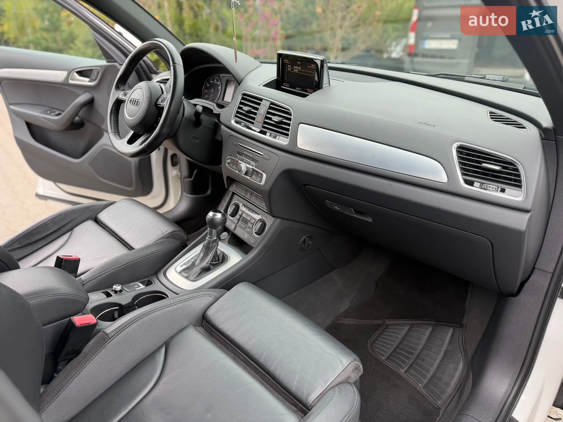 2018 Audi Q3 - мініатюра 23