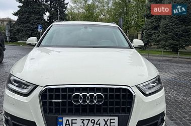 Внедорожник / Кроссовер Audi Q3 2012 в Днепре