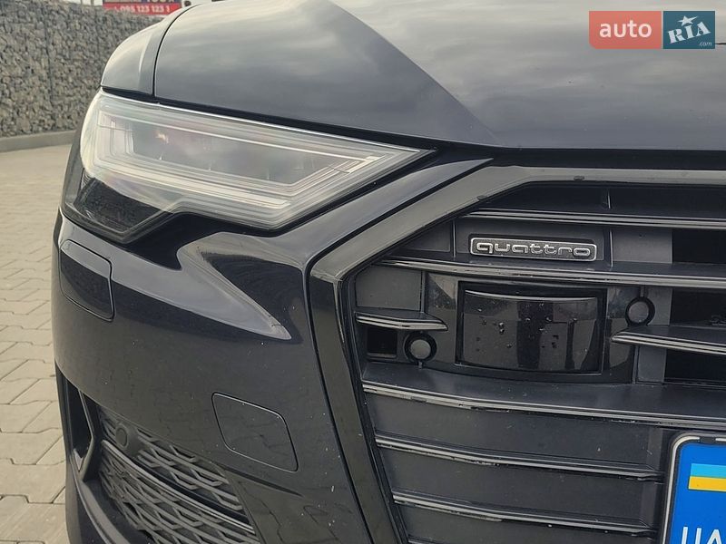 Внедорожник / Кроссовер Audi Q3 2018 в Киеве