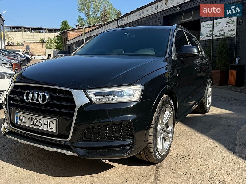 Внедорожник / Кроссовер Audi Q3 2015 в Киеве