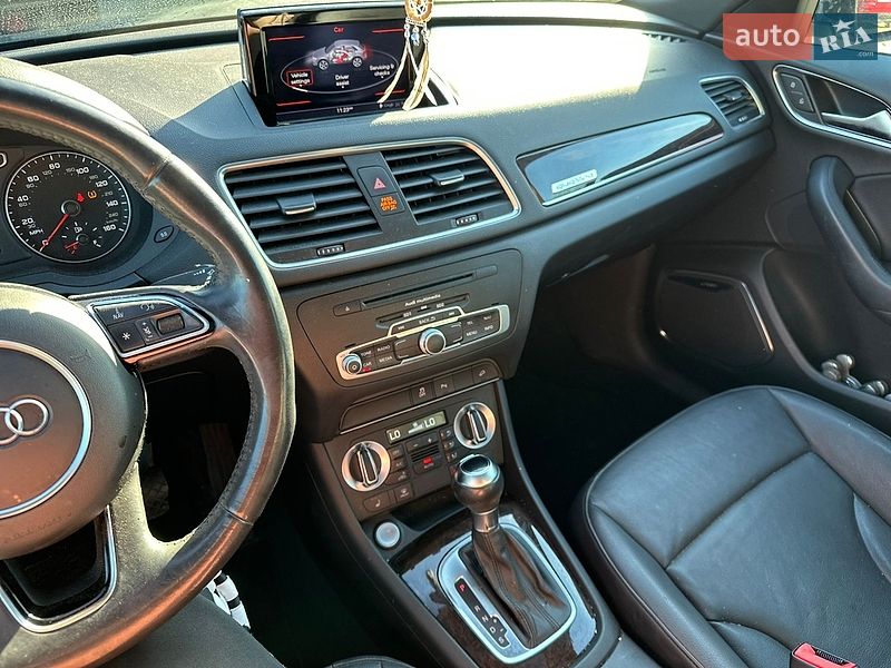 Внедорожник / Кроссовер Audi Q3 2014 в Львове