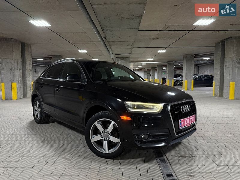 Внедорожник / Кроссовер Audi Q3 2014 в Тернополе