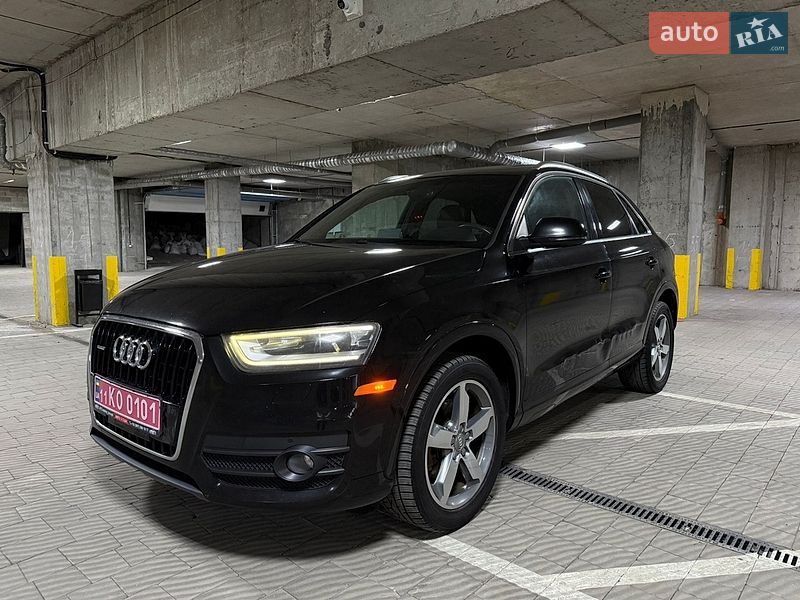 Внедорожник / Кроссовер Audi Q3 2014 в Тернополе