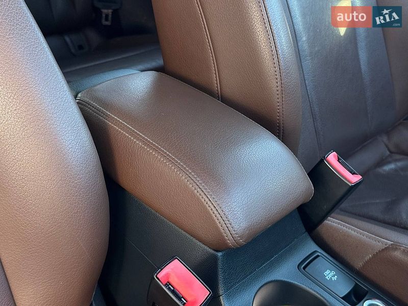 Внедорожник / Кроссовер Audi Q3 2016 в Ровно