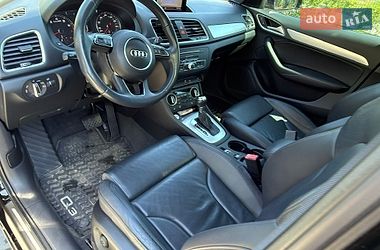 Внедорожник / Кроссовер Audi Q3 2017 в Каменском