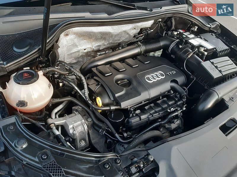 Позашляховик / Кросовер Audi Q3 2018 в Києві