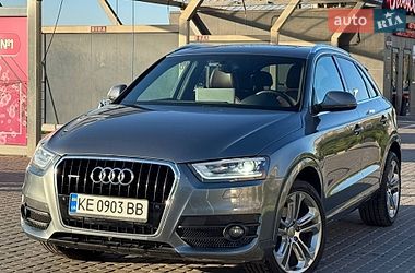 Внедорожник / Кроссовер Audi Q3 2015 в Днепре