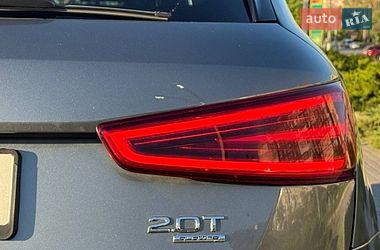 Внедорожник / Кроссовер Audi Q3 2015 в Днепре