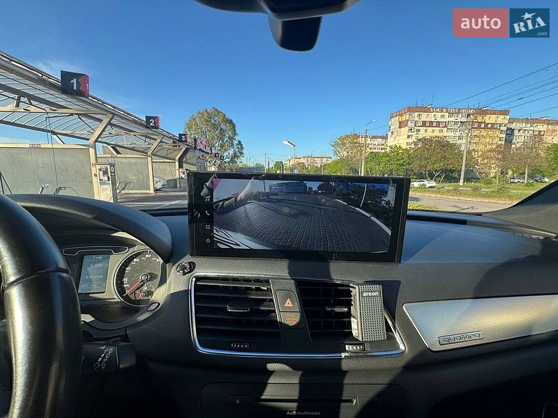 Внедорожник / Кроссовер Audi Q3 2015 в Днепре