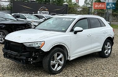 Внедорожник / Кроссовер Audi Q3 2020 в Стрые
