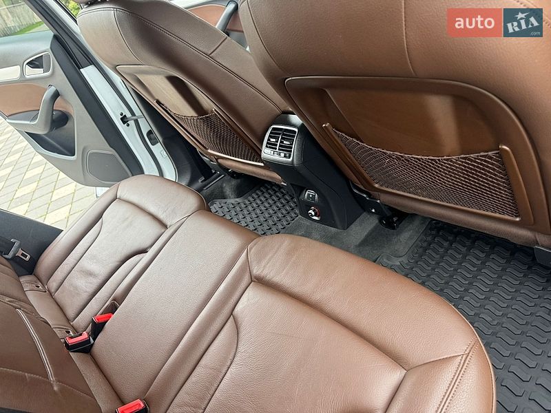Внедорожник / Кроссовер Audi Q3 2017 в Стрые