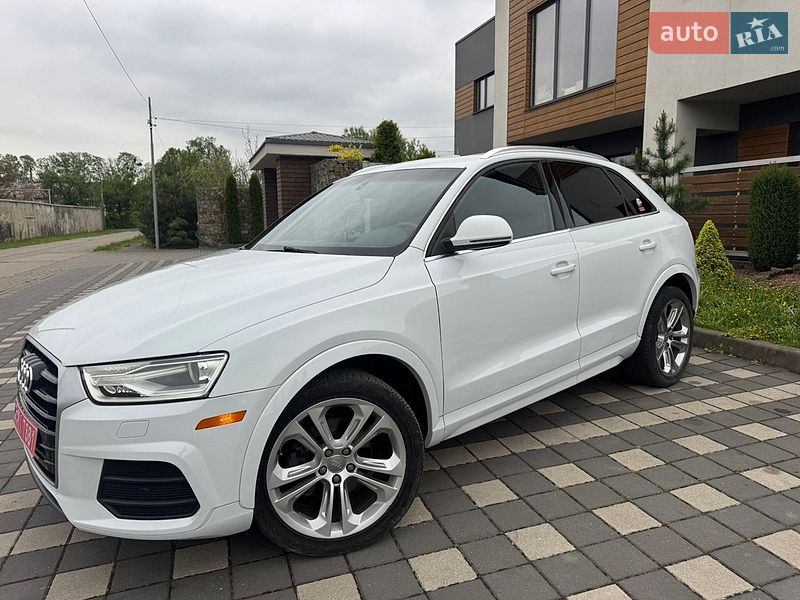 Внедорожник / Кроссовер Audi Q3 2017 в Стрые
