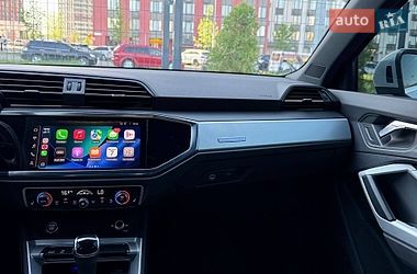 Позашляховик / Кросовер Audi Q3 2020 в Києві