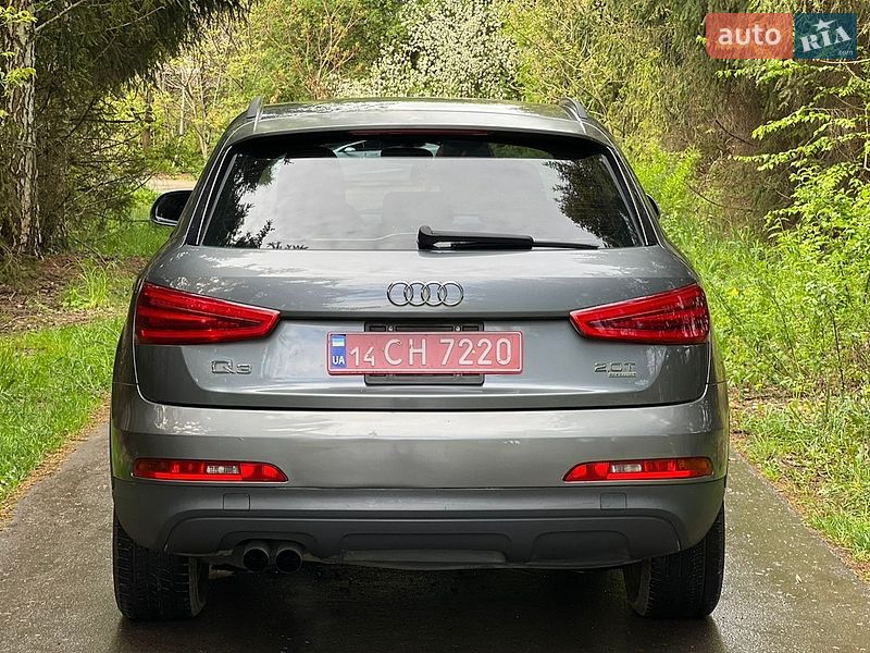 Внедорожник / Кроссовер Audi Q3 2014 в Ивано-Франковске