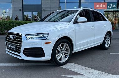 Внедорожник / Кроссовер Audi Q3 2017 в Киеве