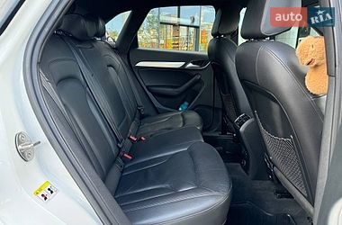 Внедорожник / Кроссовер Audi Q3 2017 в Киеве