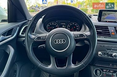 Внедорожник / Кроссовер Audi Q3 2017 в Киеве