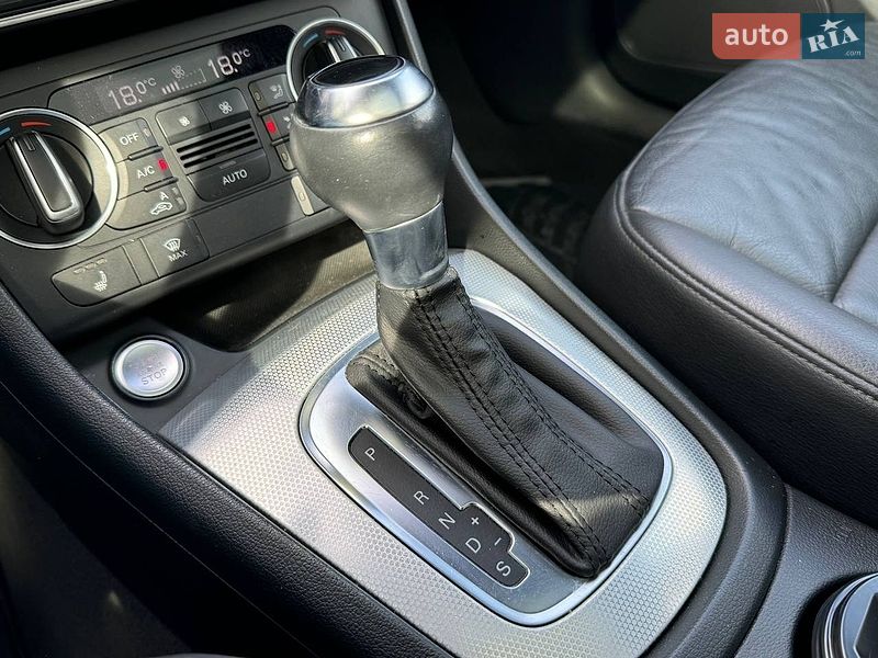 Внедорожник / Кроссовер Audi Q3 2017 в Киеве