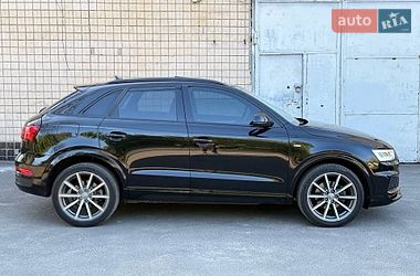 Внедорожник / Кроссовер Audi Q3 2017 в Одессе